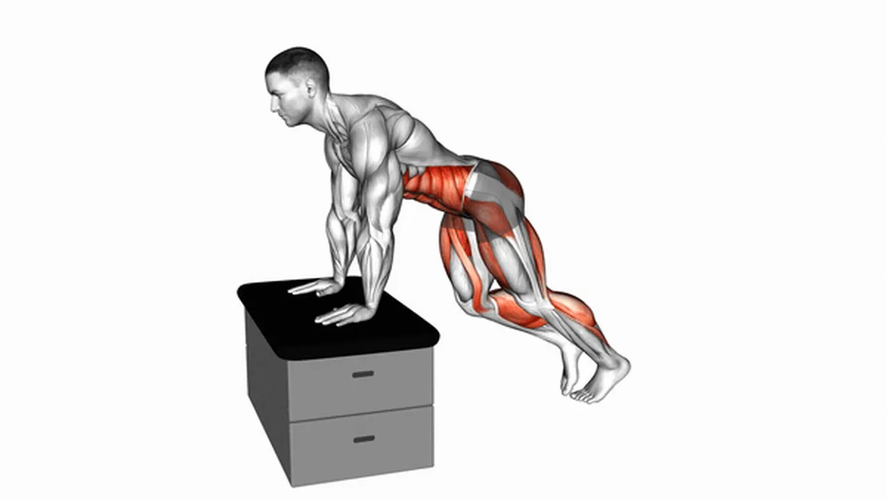 Common mistakes during High Knees on a Padded Stool Image