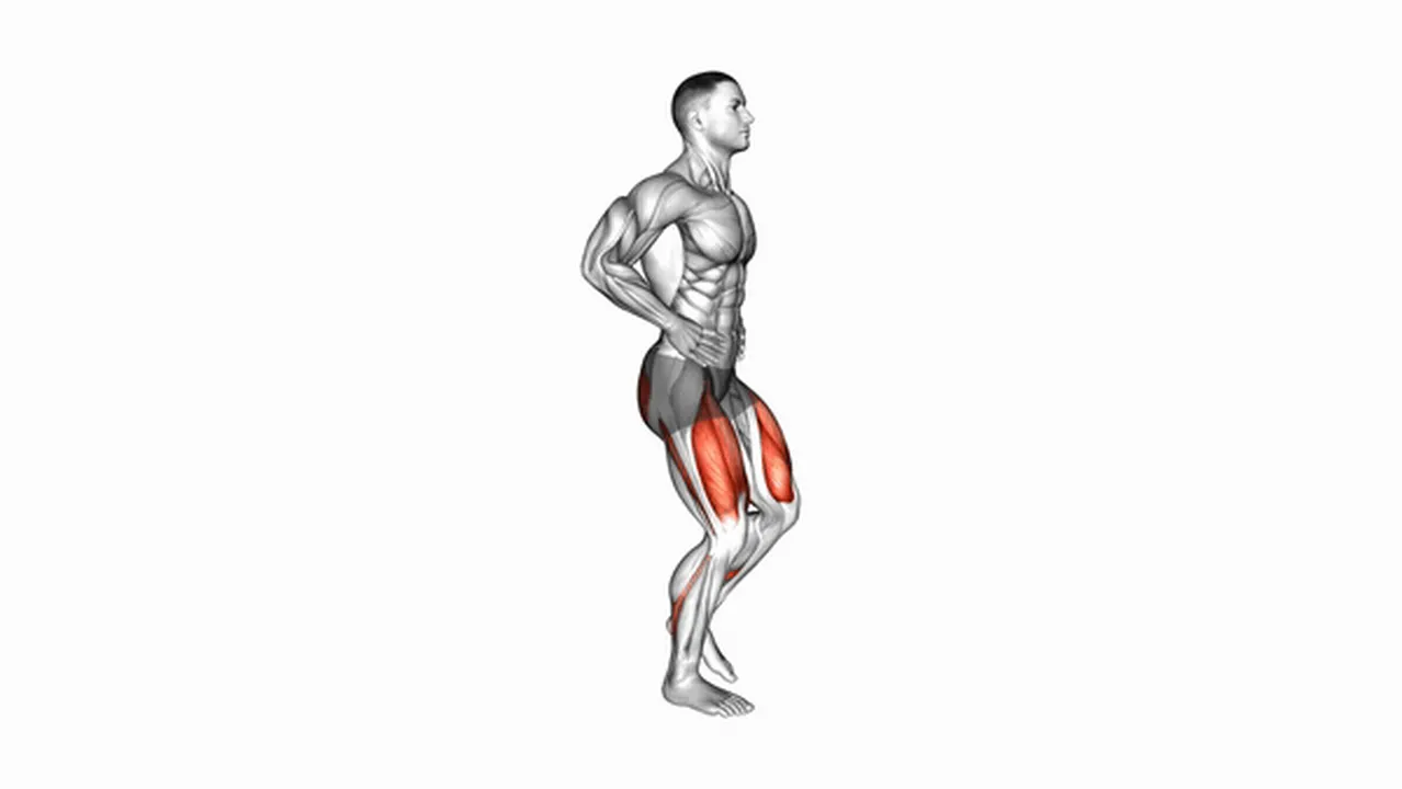 What are the benefits of walking lunges? Image